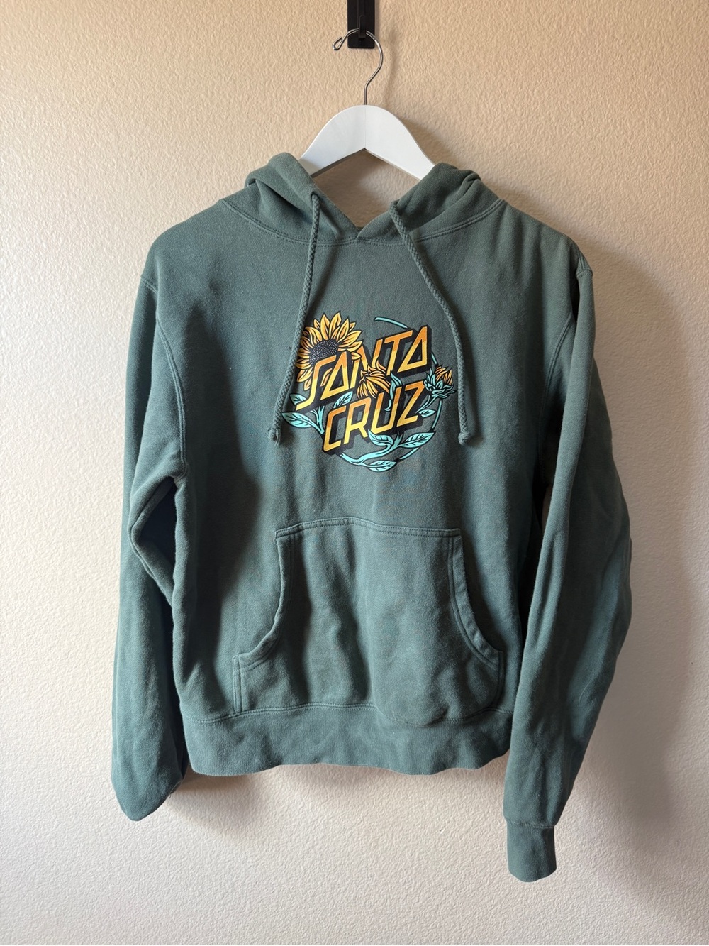 Santa Cruz Skateboards women’s Green Hooded Sweatshirt